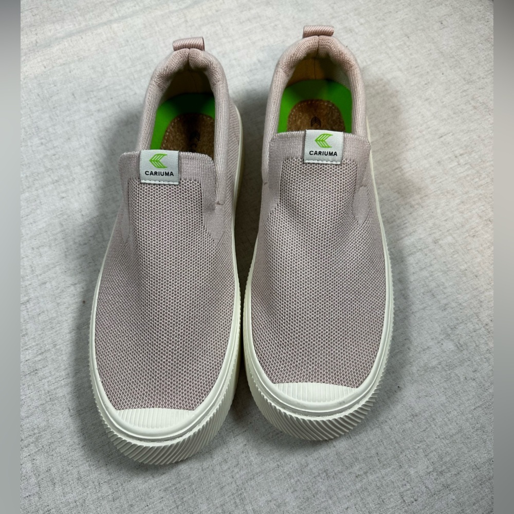 Cariuma IBI Knit Slip On Sneakers Pink Women's 12 Men's 10.5
